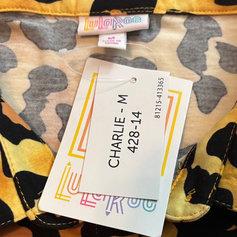 LuLaRoe Charlie Leopard Print Shirt - Picture 7 of 8